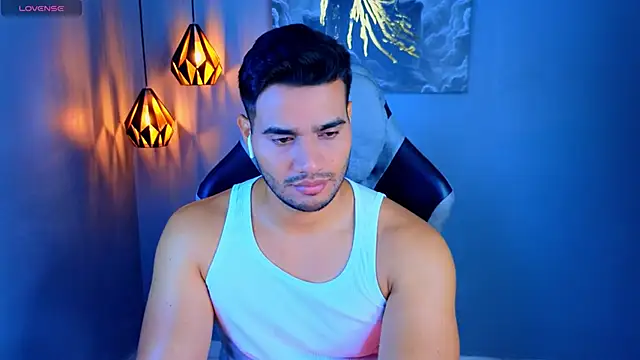 AndresRodriguez1 online show from April 22, 2026, 12:18 pm
