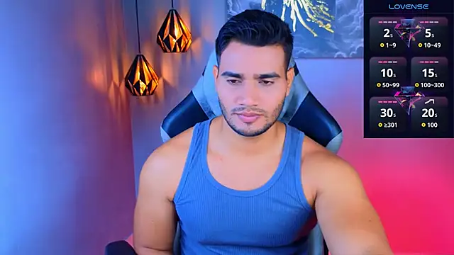 AndresRodriguez1 online show from May 14, 2026, 12:23 pm