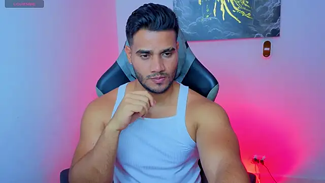 AndresRodriguez1 online show from June 5, 2026, 10:59 pm
