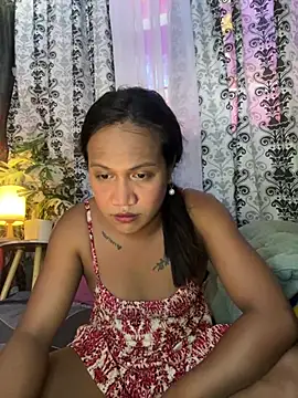 Snapshot of Queen-barbie chatting on May 23, 2026, 1:55 am Queen-barbie online show from May 23, 2026, 1:55 am