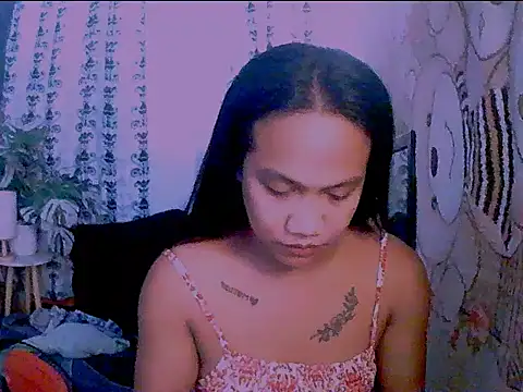 Snapshot of Queen-barbie chatting on June 7, 2026, 10:57 pm Queen-barbie online show from June 7, 2026, 10:57 pm