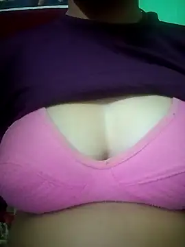 Snapshot of Meena_sakshi chatting on February 26, 2026, 10:31 pm Meena sakshi online show from February 26, 2026, 10:31 pm