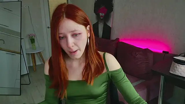 Weisser Moon online show from March 3, 2026, 5:35 am