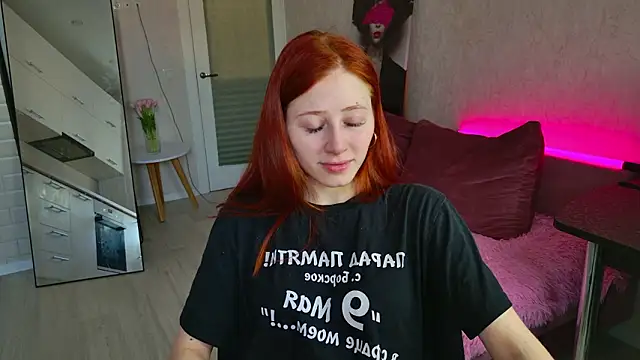 Weisser Moon online show from March 18, 2026, 5:10 am