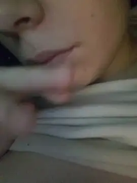 miraevelina online show from February 10, 2026, 8:35 pm