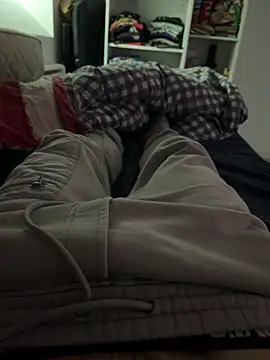 Enzo 2763 online show from February 13, 2026, 11:28 am