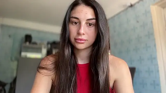 LiluMartiznir online show from July 15, 2026, 11:04 am