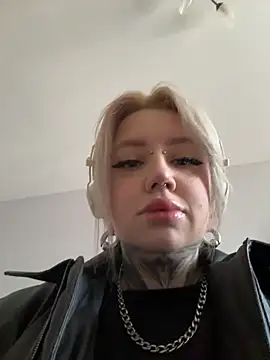 Chiibi online show from March 13, 2026, 10:11 am