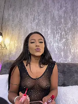Snapshot of Alahia_Betancurr chatting on July 31, 2026, 1:54 pm Alahia Betancurr online show from July 31, 2026, 1:54 pm
