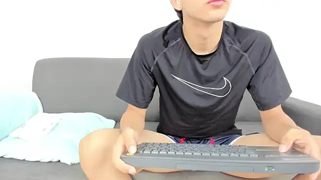 Snapshot of Steerlingxvx chatting on February 18, 2026, 2:02 pm Steerlingxvx online show from February 18, 2026, 2:02 pm