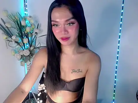 Snapshot of Darkness_Angel chatting on July 7, 2026, 2:21 pm Darkness Angel online show from July 7, 2026, 2:21 pm