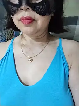Snapshot of Lisant68 chatting on June 5, 2026, 7:36 am Lisant68 online show from June 5, 2026, 7:36 am