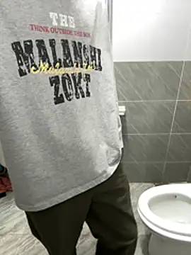 gold221298 online show from February 15, 2026, 2:14 pm