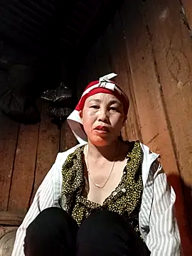 lena-cute online show from February 3, 2026, 11:10 pm