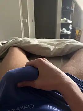 Snapshot of Robertocavall chatting on March 14, 2026, 1:38 pm Robertocavall online show from March 14, 2026, 1:38 pm