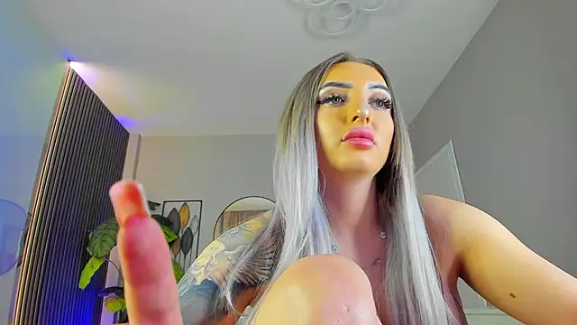 MissObsidian online show from February 23, 2026, 9:34 pm