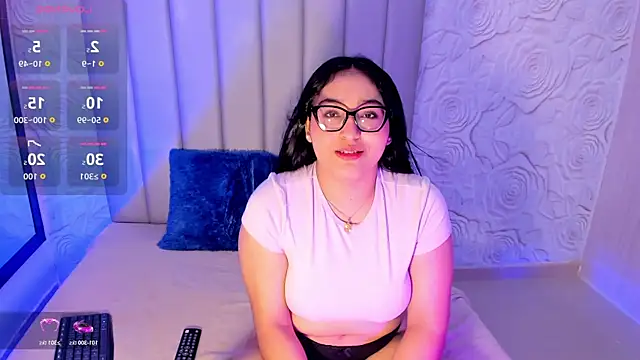 Snapshot of Lya_dubois_ chatting on July 9, 2026, 8:13 pm Lya dubois online show from July 9, 2026, 8:13 pm