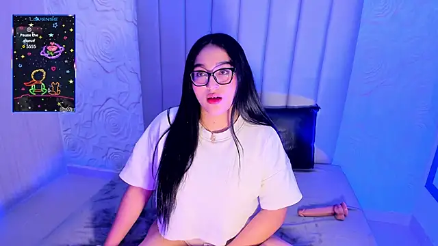 Snapshot of Lya_dubois_ chatting on July 24, 2026, 10:08 pm Lya dubois online show from July 24, 2026, 10:08 pm