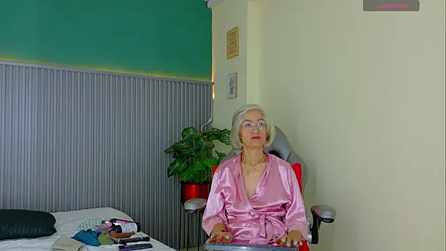 Snapshot of miss_monserrate01 chatting on June 20, 2026, 1:25 pm miss monserrate01 online show from June 20, 2026, 1:25 pm