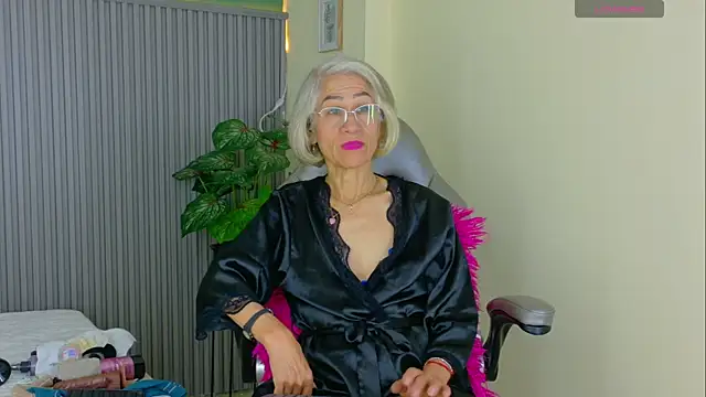 Snapshot of miss_monserrate01 chatting on June 22, 2026, 1:52 pm miss monserrate01 online show from June 22, 2026, 1:52 pm
