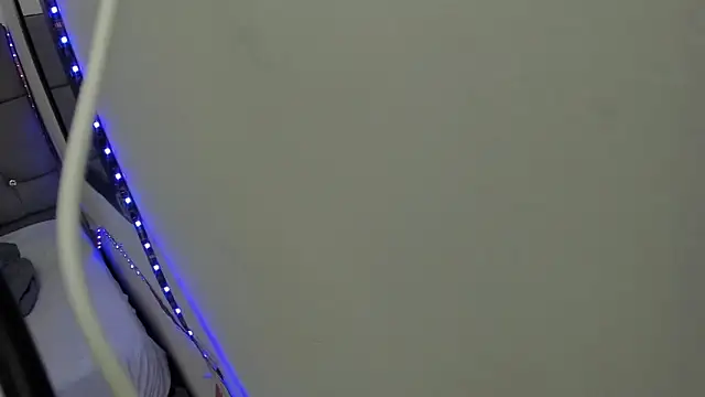  1DERECK online show from February 10, 2026, 9:13 am