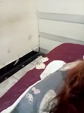 Snapshot of loveofpetitegirls34 chatting on March 20, 2026, 11:37 am loveofpetitegirls34 online show from March 20, 2026, 11:37 am