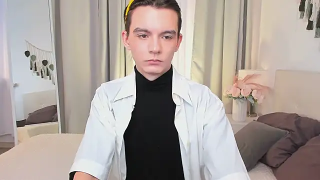 Ian Harrickton online show from March 16, 2026, 5:44 am