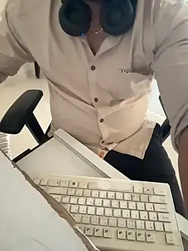 Rah0091 online show from February 23, 2026, 8:01 am