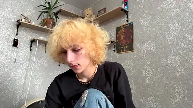 Snapshot of Fred_bucks chatting on March 10, 2026, 9:58 am Fred bucks online show from March 10, 2026, 9:58 am