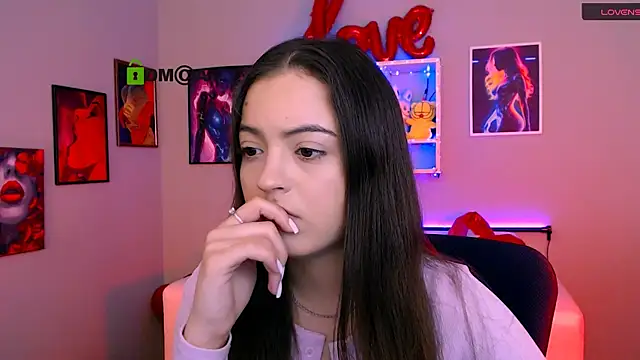 jennifer sheil online show from March 3, 2026, 10:21 am