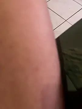 Kylxxx8 online show from February 3, 2026, 2:53 am