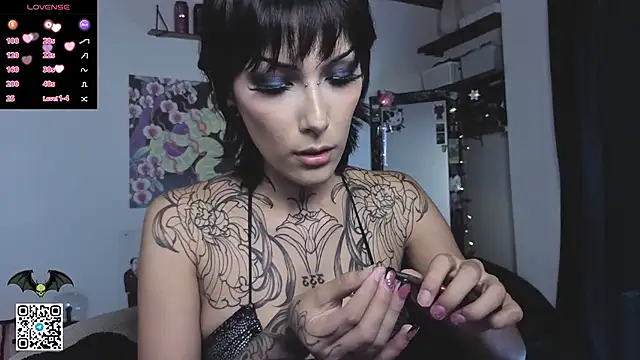 poison dafne online show from June 10, 2026, 7:24 pm