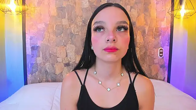 Elizabeth Ferrer online show from February 14, 2026, 7:10 pm