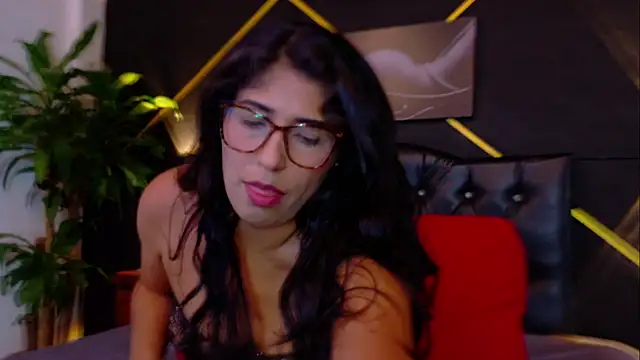 serena kournikova online show from February 20, 2026, 9:48 pm