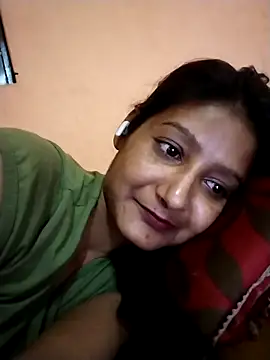 Ayesharani1 online show from April 22, 2026, 7:22 am