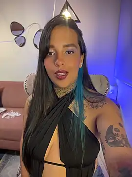 Snapshot of Annie_Alicee chatting on May 8, 2026, 9:20 pm Annie Alicee online show from May 8, 2026, 9:20 pm