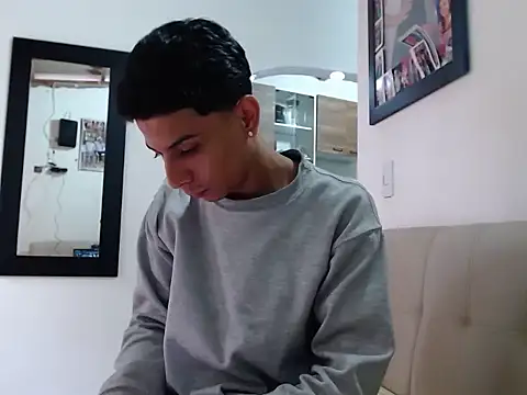 waner thom online show from February 6, 2026, 9:51 pm