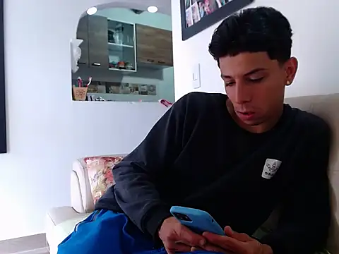 waner thom online show from February 10, 2026, 5:39 pm