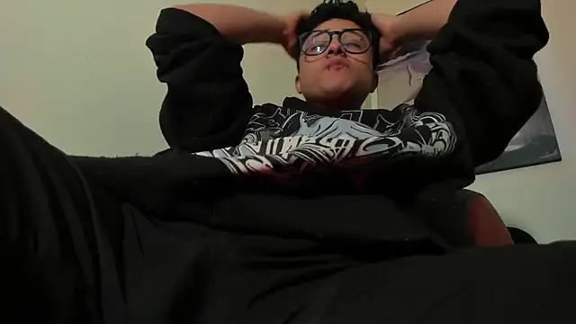 Adonibaskerville4 online show from February 12, 2026, 2:23 pm