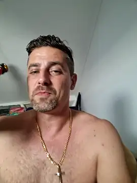 Snapshot of Point022 chatting on July 17, 2026, 12:45 pm Point022 online show from July 17, 2026, 12:45 pm