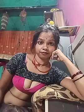Snapshot of Cut_ikina chatting on June 15, 2026, 4:42 pm Cut ikina online show from June 15, 2026, 4:42 pm