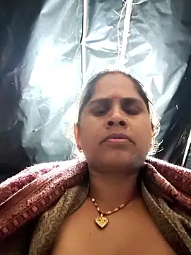 Hot kiran4 online show from February 12, 2026, 4:24 pm