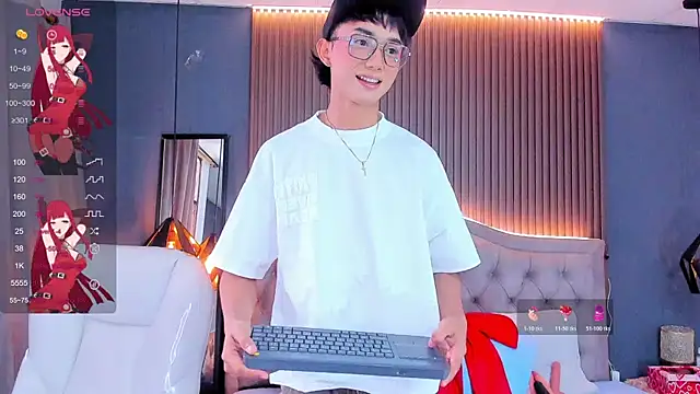 Noa 03 online show from June 10, 2026, 6:18 pm