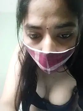 Snapshot of Kitti-Sharma chatting on March 28, 2026, 8:03 am Kitti-Sharma online show from March 28, 2026, 8:03 am