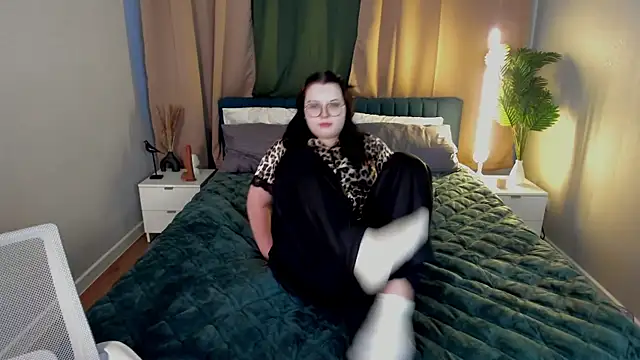 Kira G0ld online show from February 25, 2026, 1:04 am