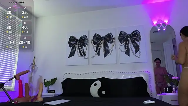 ViolettBaby online show from July 8, 2026, 5:28 pm