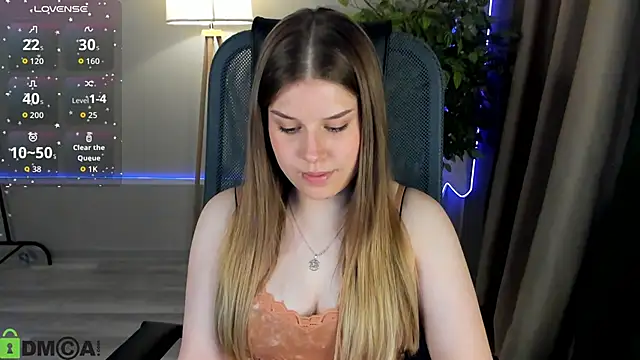 crispy amber online show from March 14, 2026, 12:50 am