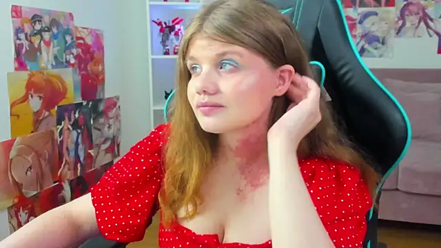 ChloeHalses online show from June 29, 2026, 5:02 pm