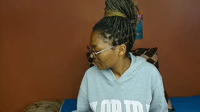 Snapshot of ForeverSexy_ chatting on May 31, 2026, 1:51 pm ForeverSexy online show from May 31, 2026, 1:51 pm