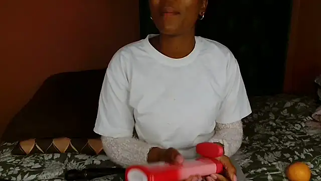 Snapshot of ForeverSexy_ chatting on July 4, 2026, 4:13 pm ForeverSexy online show from July 4, 2026, 4:13 pm